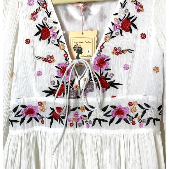 NWT White Floral Embroidered Large Boho Maxi Dress - Picture 4 of 8